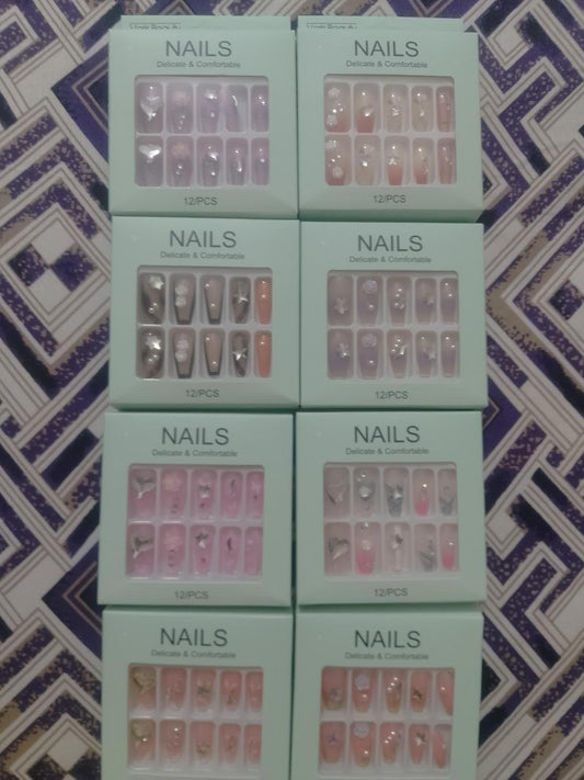 Smooth and Even Coverage Stick On Artificial Nails