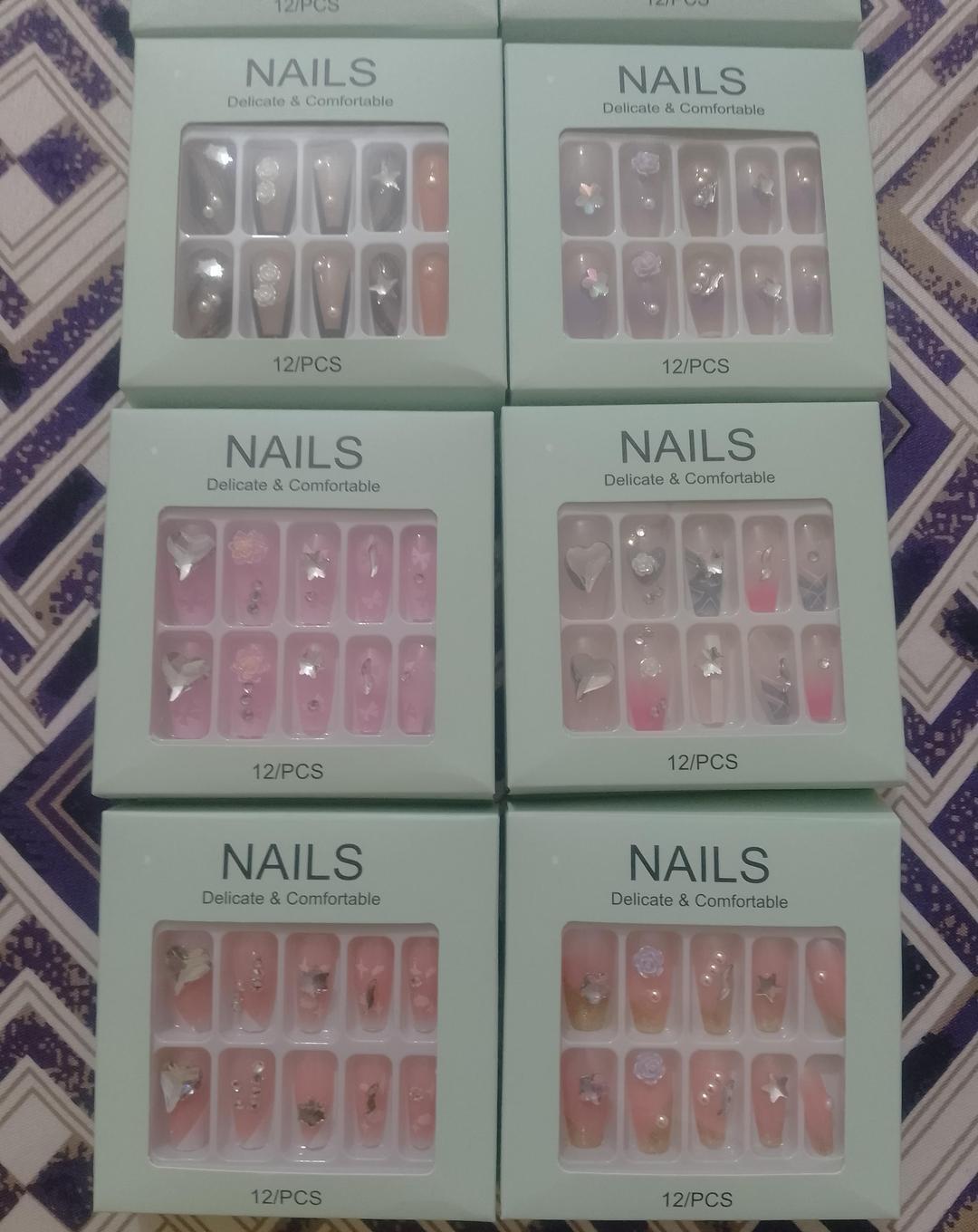 Smooth and Even Coverage Stick On Artificial Nails