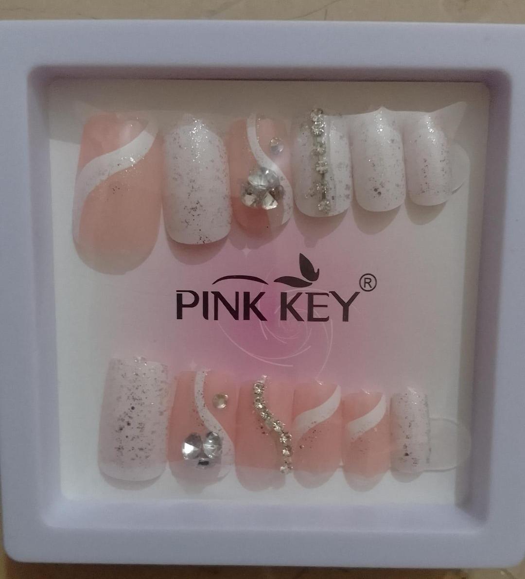 10 Pcs Stick On Artificial Nails