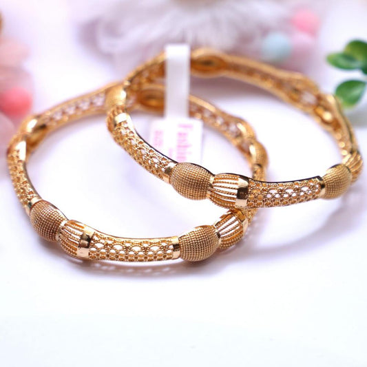 4 Pcs Modern Design Gold Plated Kara Bangle